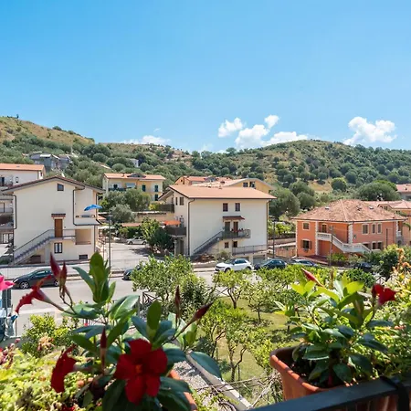 Dimora Storica Lucia Apartmán Ascea